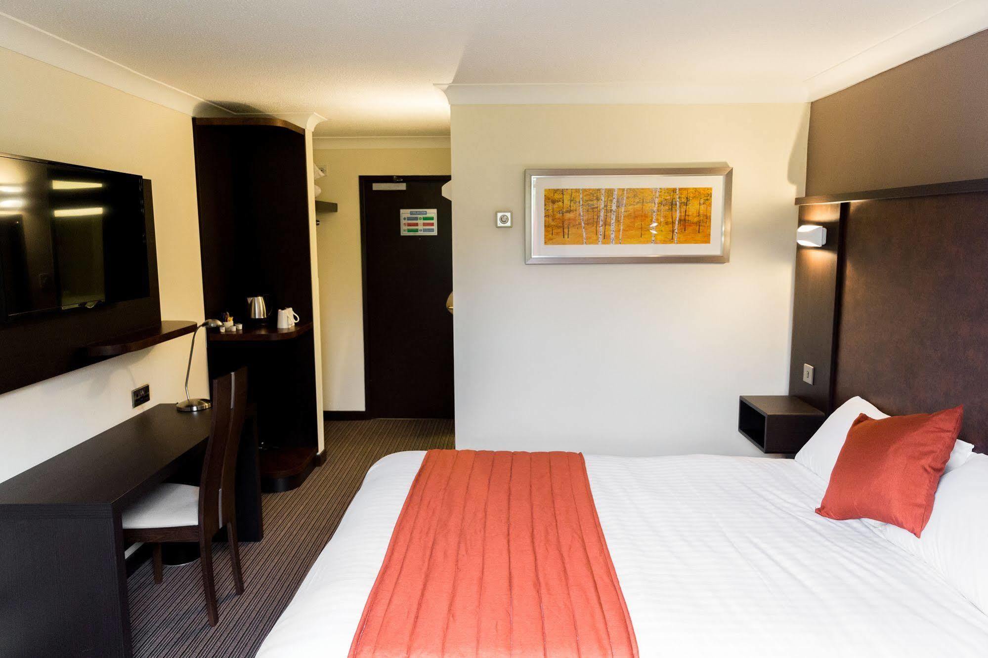 Dragonfly Hotel Κόλτσεστερ Εξωτερικό φωτογραφία